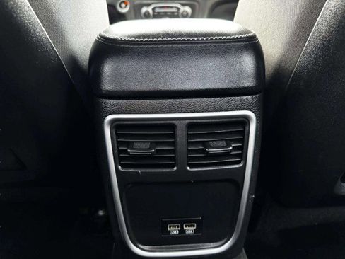 Used 2019 Dodge Charger Scat Pack w/ Navigation & Travel Group image 48