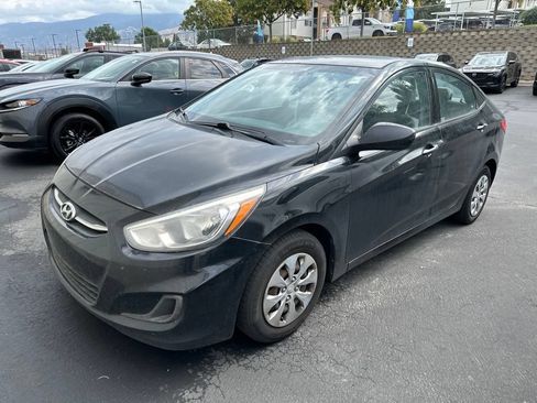 Used 2015 Hyundai Accent GLS FWD image 1