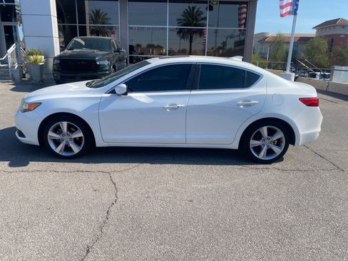 Used 2015 Acura ILX w/ Premium Package FWD image 10