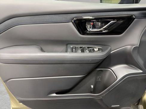 Certified 2025 Subaru Forester Limited w/ Popular Package #1 image 9