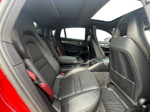 Used 2018 Porsche Panamera 4S image 21