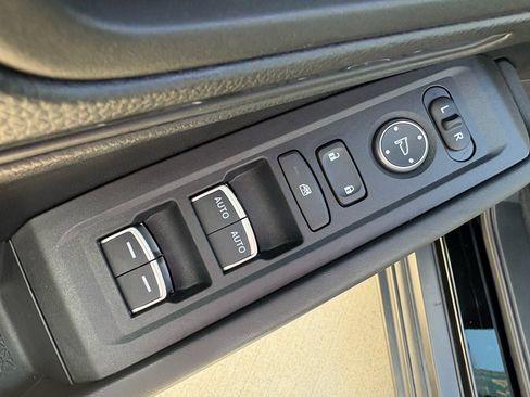Certified 2025 Honda Accord LX image 11