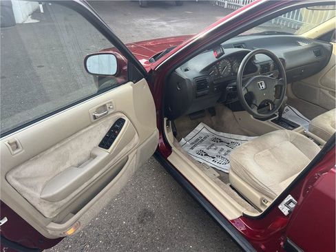 Used 1991 Honda Accord LX image 12