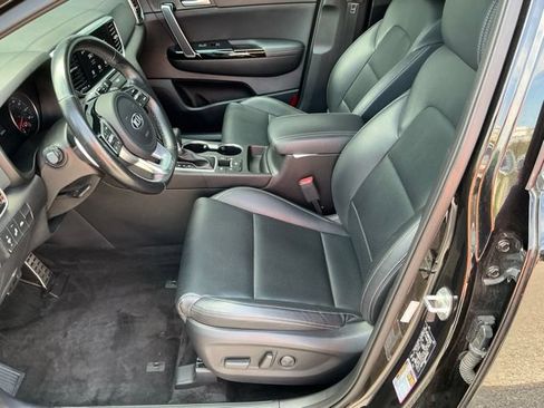 Used 2021 Kia Sportage S w/ S AWD Premium Package image 12