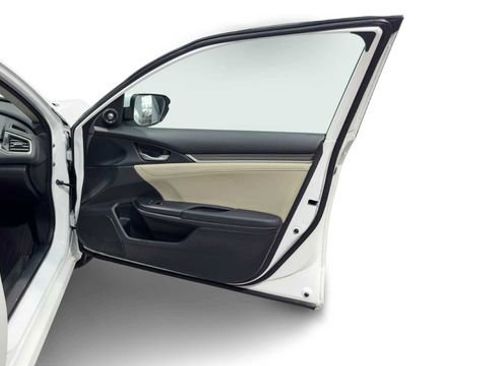 Used 2020 Honda Civic Touring image 9