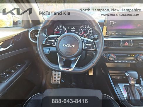 Used 2023 Kia Forte GT-Line w/ GT-Line Premium Package image 15