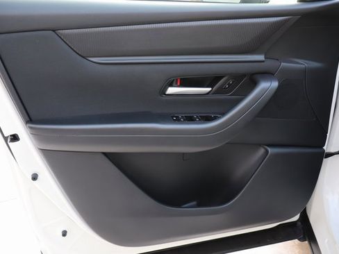 Used 2024 MAZDA CX-90 3.3 Turbo w/ Select Package image 26