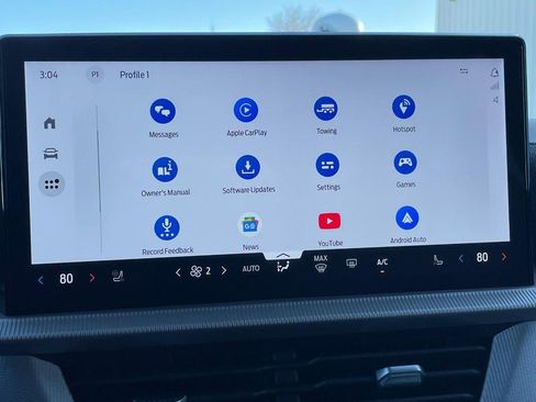 Used 2025 Ford Explorer Active w/ Active Comfort Package image 38