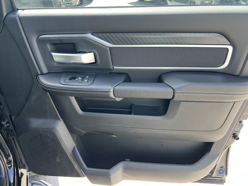 New 2026 RAM 2500 Big Horn AWD/4WD image 15