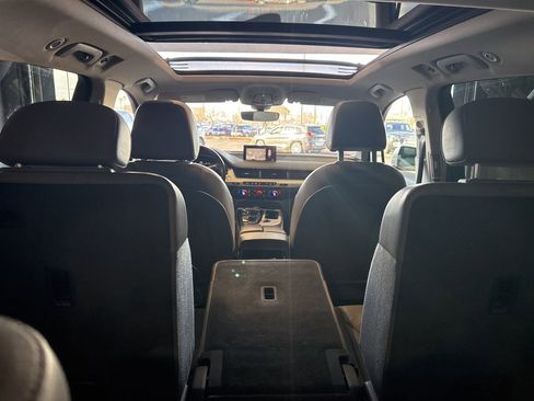 Used 2019 Audi Q7 2.0T Premium w/ Convenience Package image 11