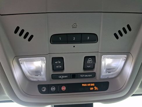 Certified 2020 GMC Terrain SLT w/ Preferred Package FWD image 28