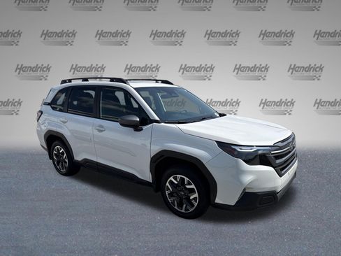Used 2025 Subaru Forester Premium AWD/4WD image 9
