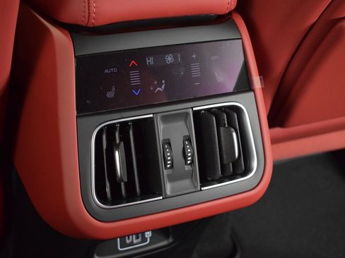 New 2025 Maserati Grecale Folgore image 23