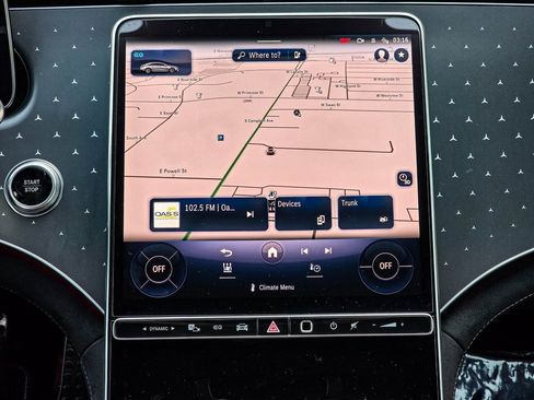 Used 2022 Mercedes-Benz EQS 450+ Sedan image 16