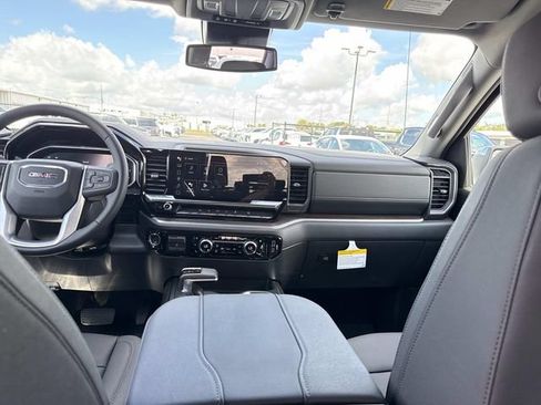 New 2026 GMC Sierra 1500 SLT w/ SLT Premium Package AWD/4WD image 13
