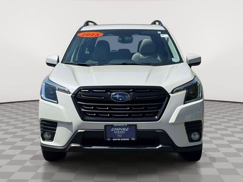 Used 2023 Subaru Forester Premium AWD/4WD image 3