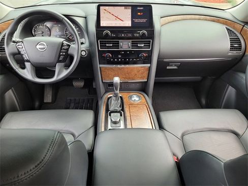 Used 2024 Nissan Armada SL w/ Captain's Chairs Package image 15