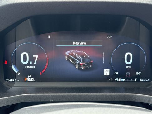 Used 2025 Ford Explorer Active RWD image 10