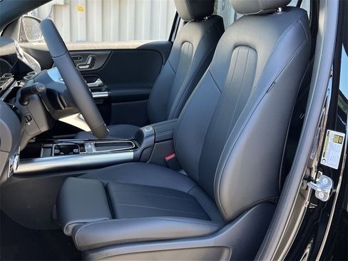 Certified 2025 Mercedes-Benz GLA 250 4MATIC image 11