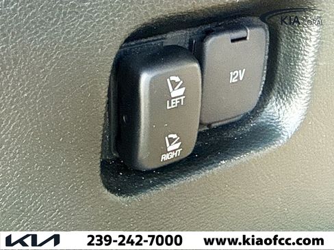 Used 2022 Ford Edge SEL w/ Convenience Package image 13