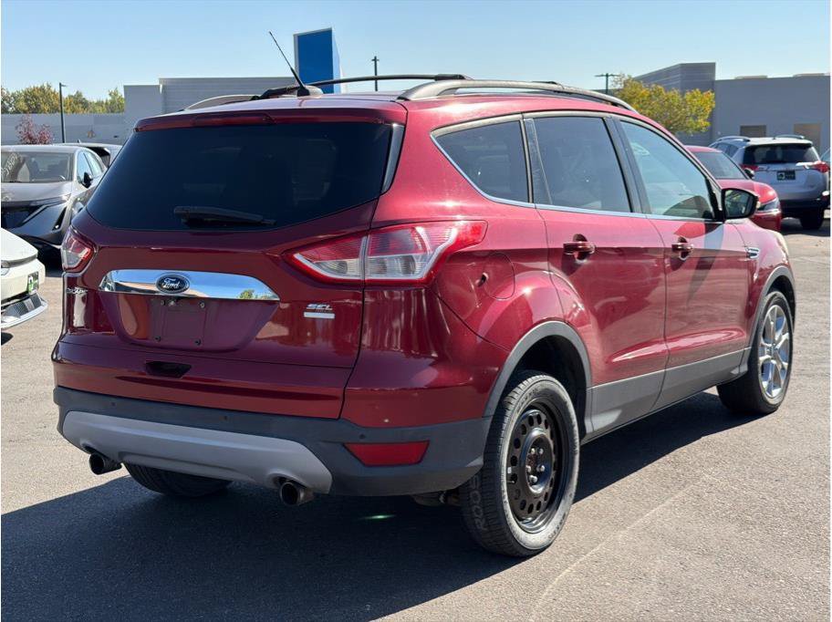 Used 2013 Ford Escape SEL AWD/4WD image 2