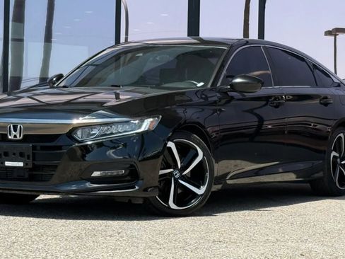 Used 2018 Honda Accord Sport image 2