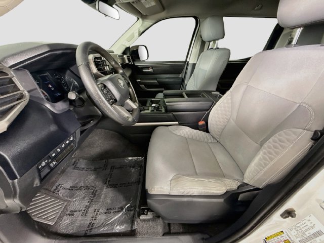 Used 2022 Toyota Tundra SR5 w/ SR5 Convenience Package AWD/4WD image 19