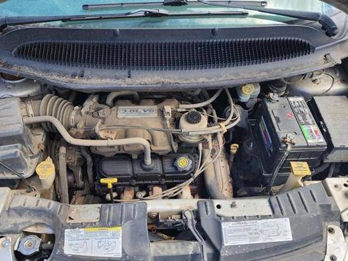 Used 2004 Dodge Grand Caravan SXT w/ Trailer Tow Prep Group FWD image 44