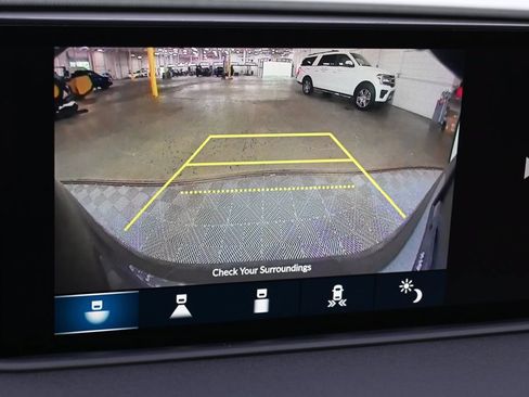 Used 2023 Acura MDX SH-AWD w/ Technology Package image 30