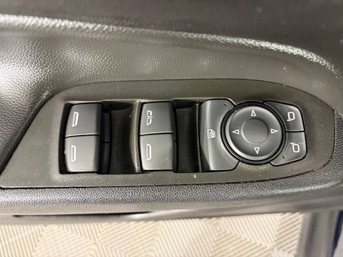 Used 2021 Chevrolet Equinox LT FWD image 14
