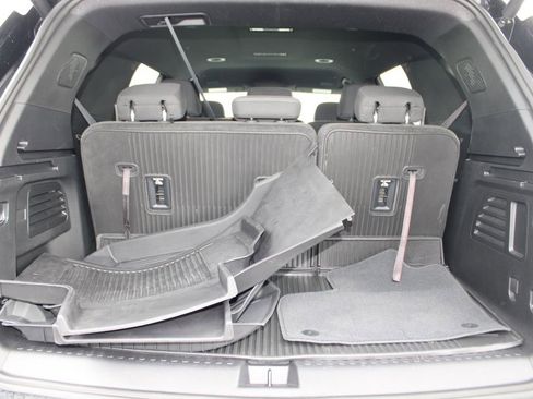 Used 2024 Chevrolet Traverse LS w/ Midnight/Sport Edition image 32