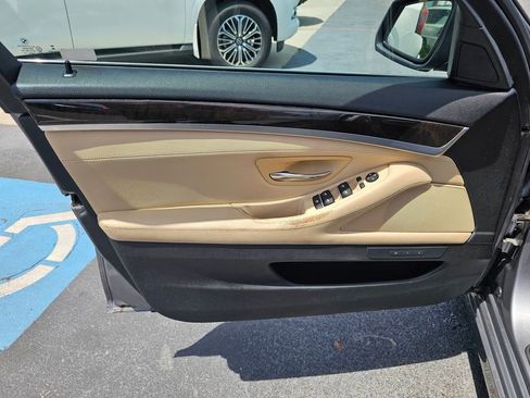 Used 2016 BMW 528i Sedan RWD image 11