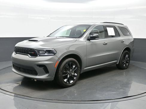 Used 2024 Dodge Durango GT image 2