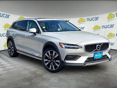 Used 2020 Volvo V60 T5 Cross Country