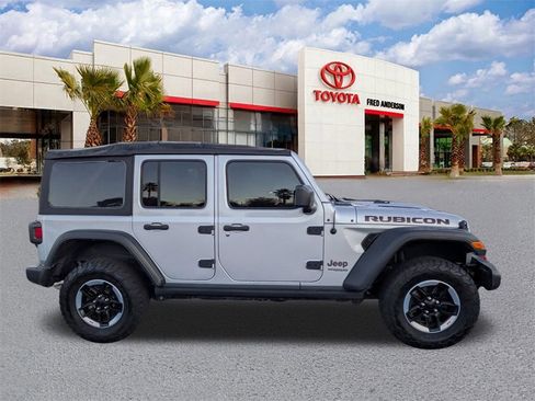 Used 2022 Jeep Wrangler Unlimited Rubicon image 3