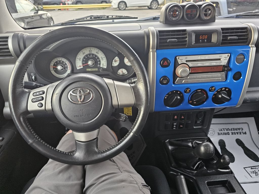 Used 2007 Toyota FJ Cruiser 4WD w/ Upgrade Pkg 1 image 24