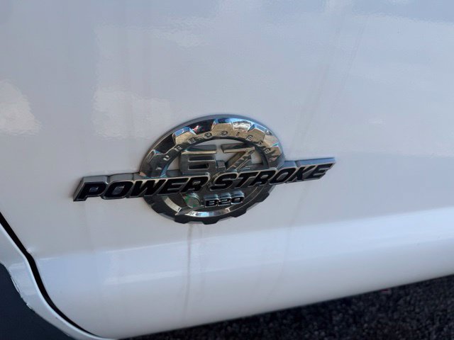 Used 2014 Ford F550 4x4 SuperCab Super Duty image 8