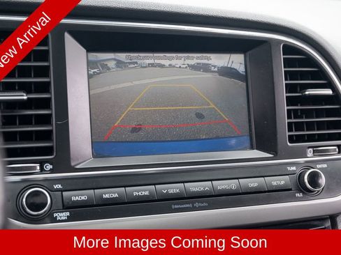 Used 2017 Hyundai Elantra Value Edition FWD image 31