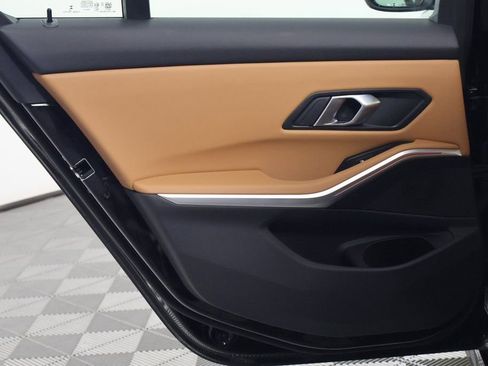 Used 2025 BMW 330i Sedan w/ Convenience Package image 13