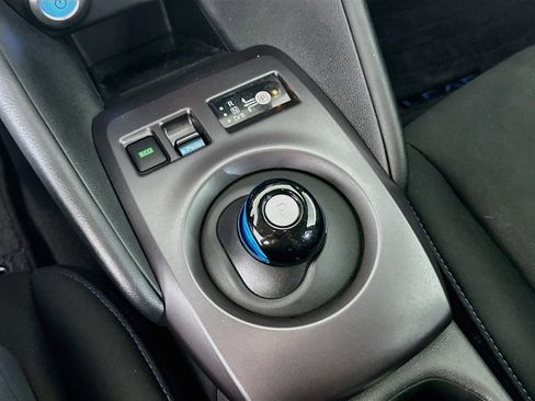 Used 2024 Nissan Leaf S FWD image 25
