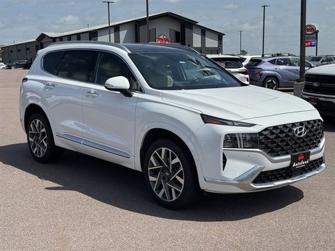 Used 2023 Hyundai Santa Fe Calligraphy AWD/4WD image 3