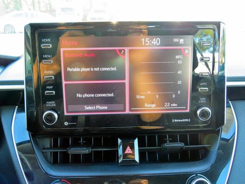 Used 2021 Toyota Corolla LE FWD image 30