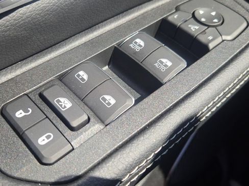 New 2027 RAM 1500 Laramie w/ Night Edition AWD/4WD image 29