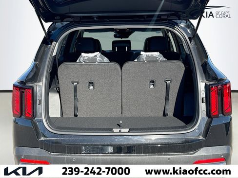 New 2026 Kia Sorento S image 12