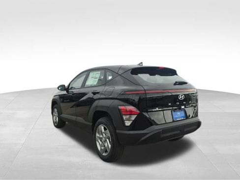 New 2026 Hyundai Kona SE image 7