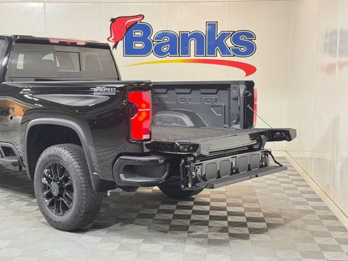 New 2026 Chevrolet Silverado 2500 LT w/ Trail Boss Package AWD/4WD image 10
