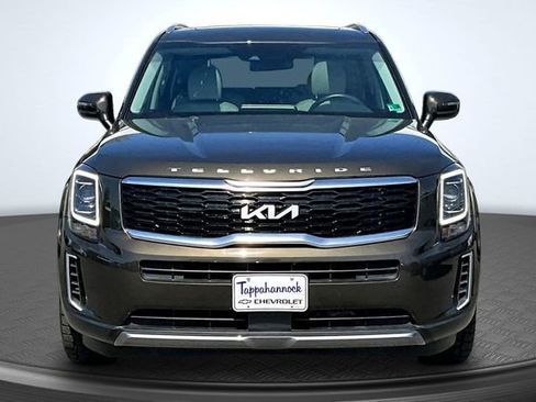 Used 2022 Kia Telluride S image 2