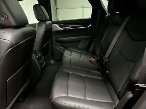 Certified 2021 Cadillac XT5 Premium Luxury FWD image 26