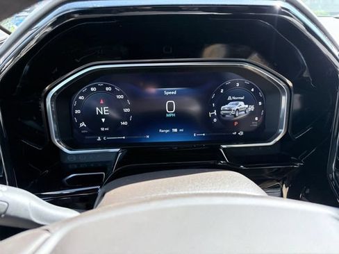 New 2026 Chevrolet Silverado 1500 RST w/ Convenience Package II AWD/4WD image 10