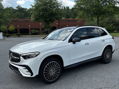 New 2027 Mercedes-Benz GLC 300 image 4